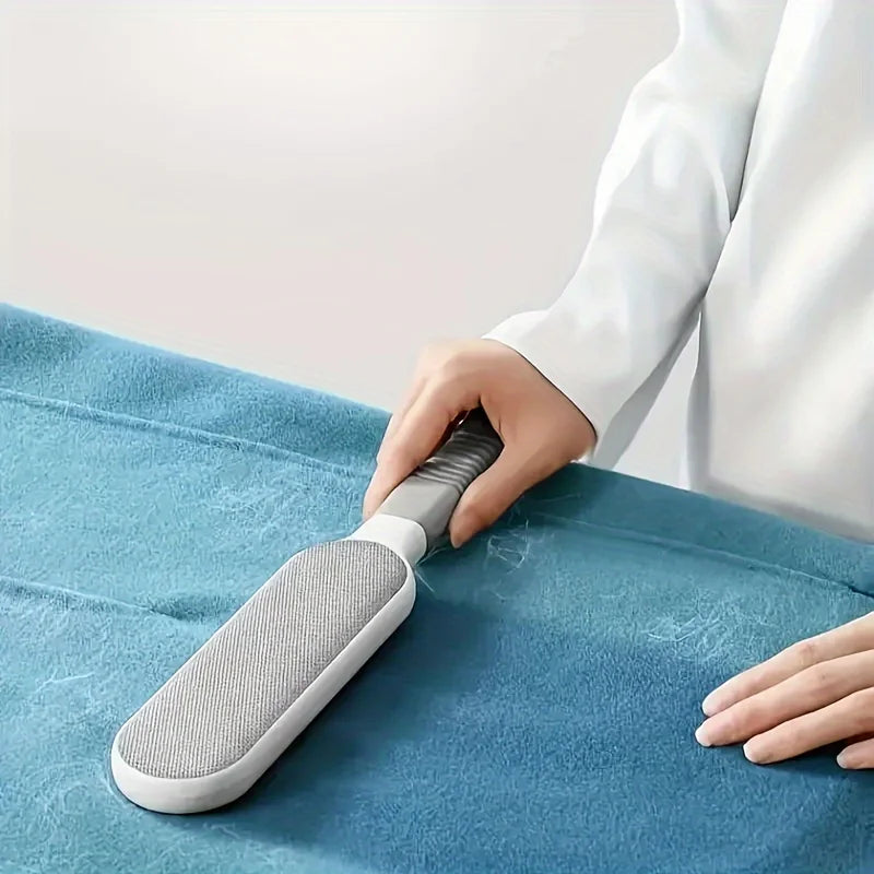 LintLift Pro – Manual Electrostatic Brush for Pet Hair on Carpets & Sofas