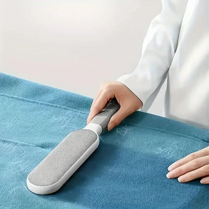 LintLift Pro – Manual Electrostatic Brush for Pet Hair on Carpets & Sofas